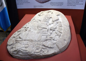 Altar descoberto na Guatemala mostra 'Game of Thrones' da cultura maia