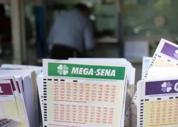 Mega-Sena pode pagar prêmio de R$ 2,5 milhões neste sábado