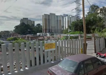 Incêndio deixa ao menos dez barracos destruídos na zona sul de SP