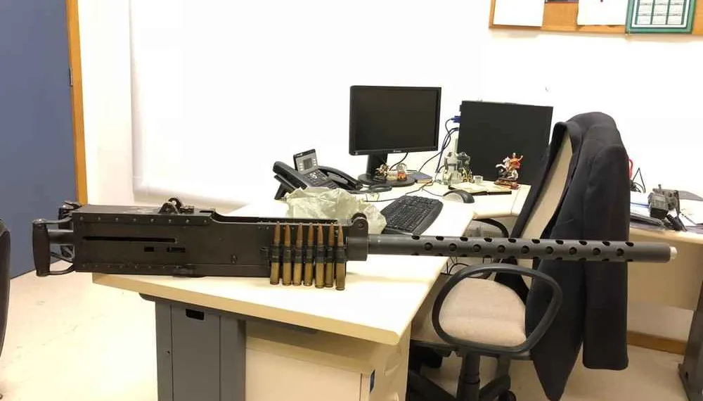 Polícia do Rio apreende metralhadora .50, maior arma já confiscada no stado