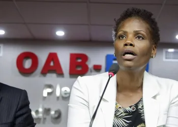 OAB/RJ PEDIRÁ PUNIÇÃO PARA JUÍZA LEIGA E POLICIAIS DO CASO DA ADVOGADA ALGEMADA 