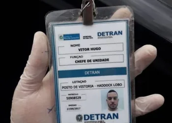 FUNCIONÁRIO DO DETRAN É MORTO A TIROS NO RJ!!