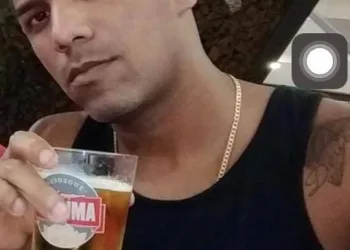 POLICIAL É BALEADO EM CONFRONTO NO RJ!!