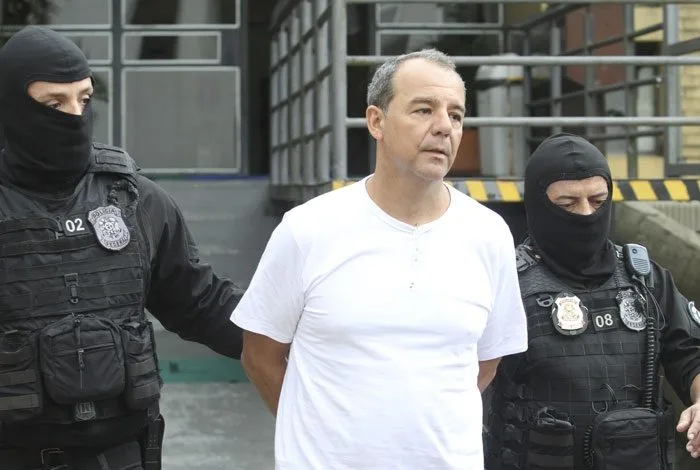 Mansão e bens de Cabral serão leiloados esta semana