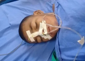 ESCOLA NA ZONA OESTE IGNORA DOENÇA DE ALUNO E QUASE MORRE…