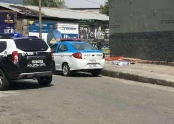 Homem é morto quando chegava para abrir empresa na Zona Oeste