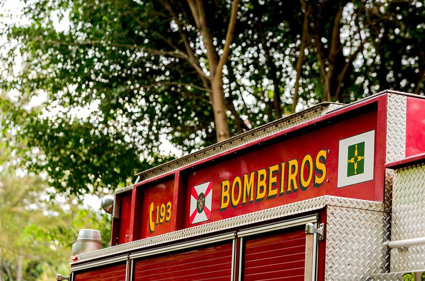 bombeiros salvam menino com bolinha de isopor no nariz
