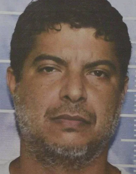 HOMEM É PRESO POR ASSASSINATO DE MILICIANOS RIVAIS NA ZONA OESTE!!