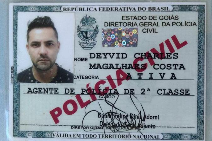 O suspeito apresentou uma falsa documentaçăo de policial civil(foto: PCDF/Divulgaçăo)