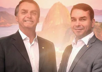 Filho de Bolsonaro diz que agressor queria matá-lo