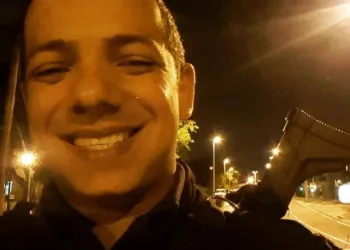 POLÍCIAL MORRE EM BAIRRO NA ZONA OESTE!!