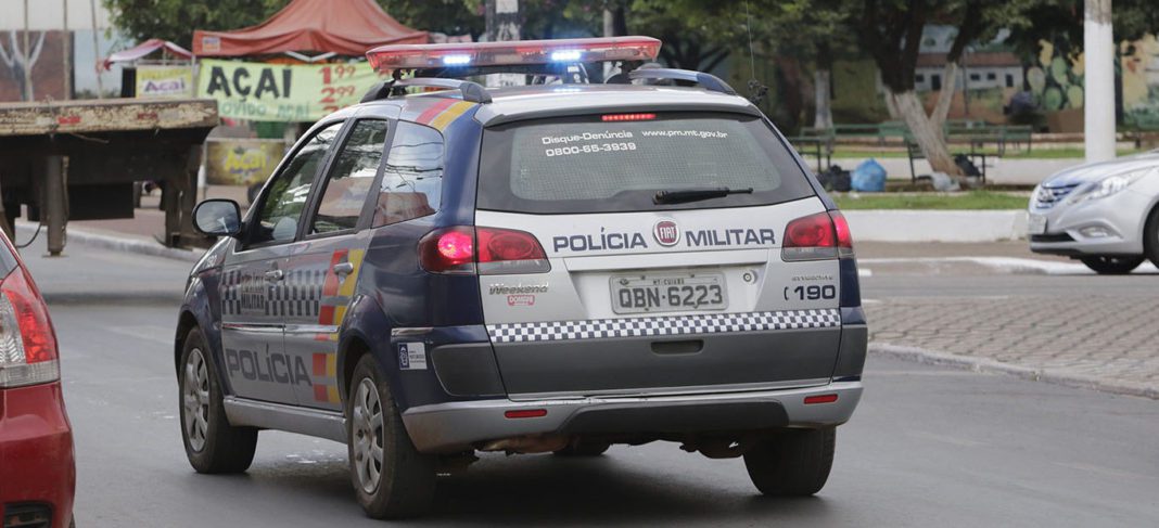 Não aceitando a separação, jovem coloca fogo na motocicleta do namorado