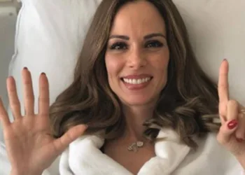 Apresentadora passa por última sessão de quimioterapia