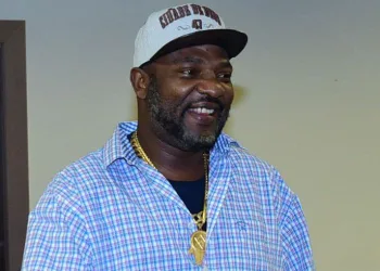 MORRE  MR CATRA
