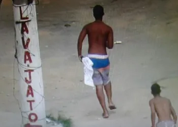 POLICIA PRENDE NOVE TRAFICANTES NO RJ!!