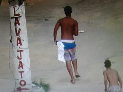 POLICIA PRENDE NOVE TRAFICANTES NO RJ!!