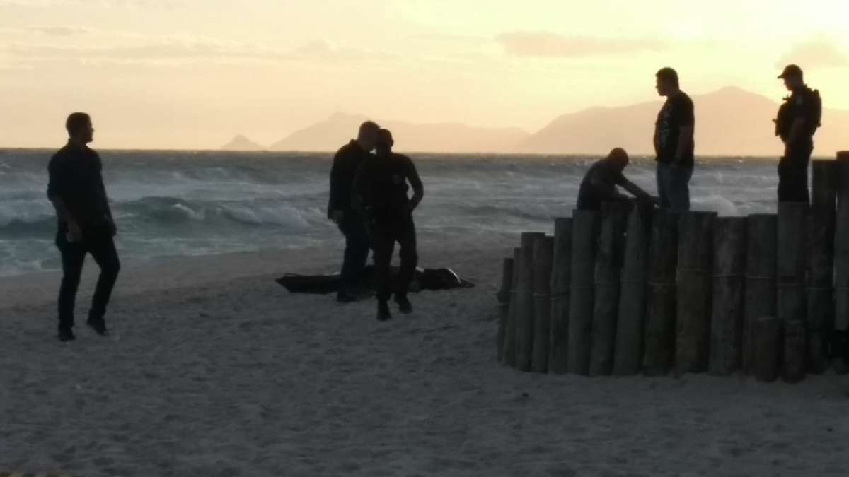 Homem é morto em Praia da Zona Oeste!!