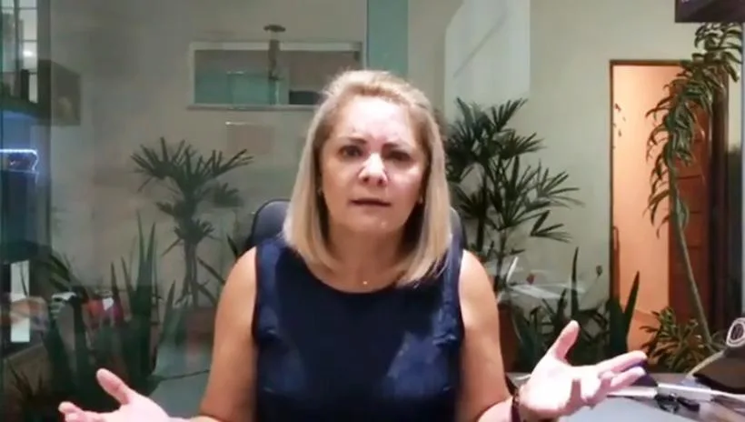 VÍDEO: ex-mulher de Bolsonaro nega ter sido ameaçada e elogia deputado