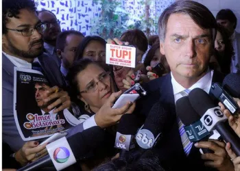 ORGANIZADORA DO GRUPO DE MULHERES CONTRA BOLSONARO É AGREDIDA NO RJ!!