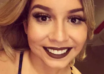 Cantora é atacada por se posicionar contra Bolsonaro e volta atrás