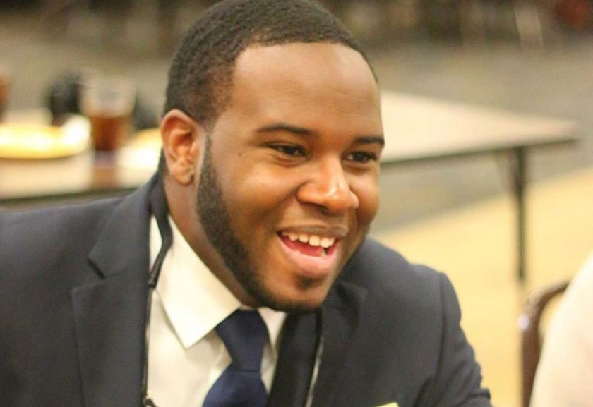 Policial erra a porta, entra em apartamento e mata vizinho por engano