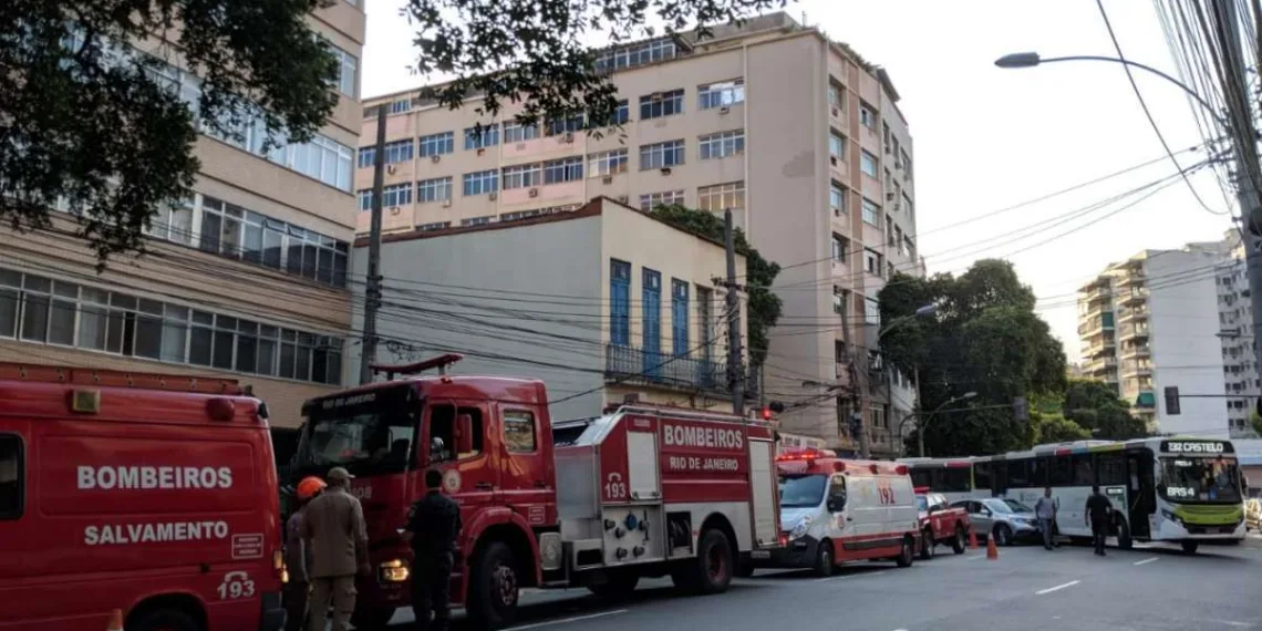 Laje de hospital despenca, mata um e fere outro no RJ
