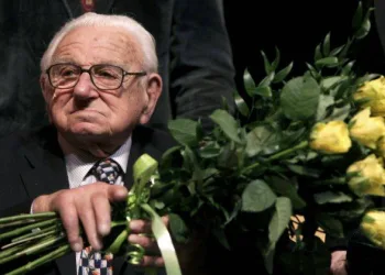 ESSE SENHOR MORREU  AOS 106 ANOS!! ELE FEZ UM BEM A HUMANIDADE…