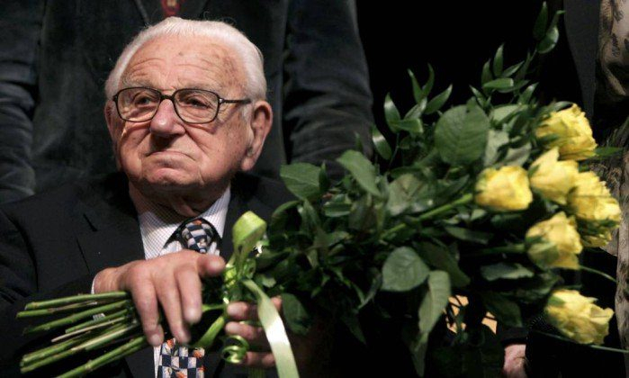 ESSE SENHOR MORREU  AOS 106 ANOS!! ELE FEZ UM BEM A HUMANIDADE…