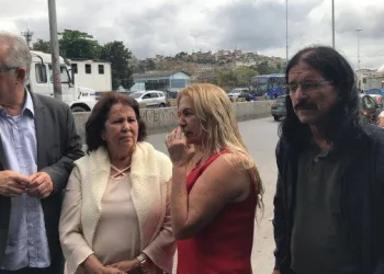 Vereadores ficam na linha de tiro durante confronto na Avenida Brasil