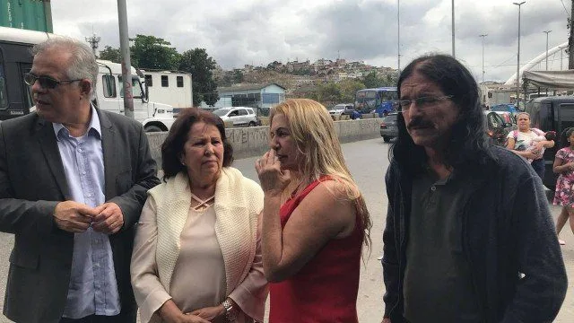 Vereadores ficam na linha de tiro durante confronto na Avenida Brasil