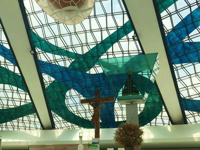 Imagem que será levada na procissăo: tradiçăo e fé(foto: Mariana Machado/Esp. CB/D.A Press )