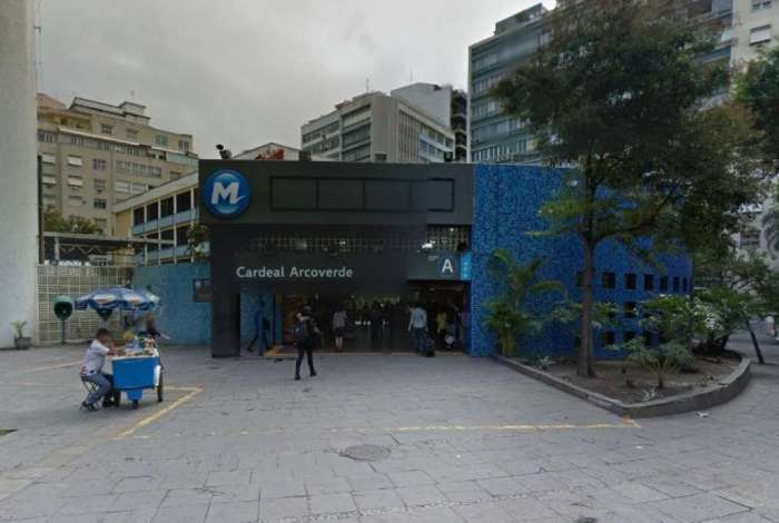 Jovem perde a perna após ser empurrado para os trilhos do metrô em assalto no RJ!!