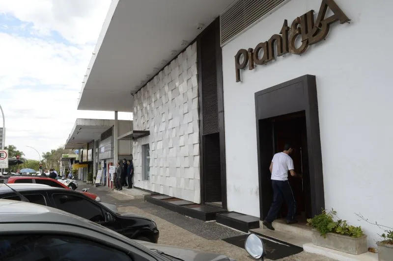 Justiça do DF envia ordem despejo ao restaurante Piantella
