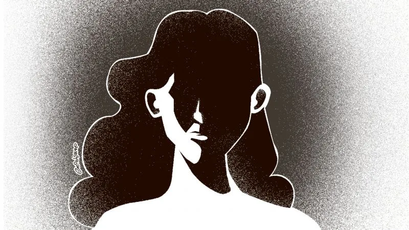 Mãe morre asfixiada pela filha e pelo genro em Petrópolis