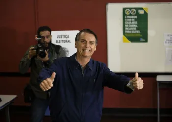 Bolsonaro aposta em vitória no 1º turno: “Vamos fechar a fatura hoje”