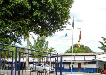 Operação tenta prender mais de 100 PMs e traficantes no RJ