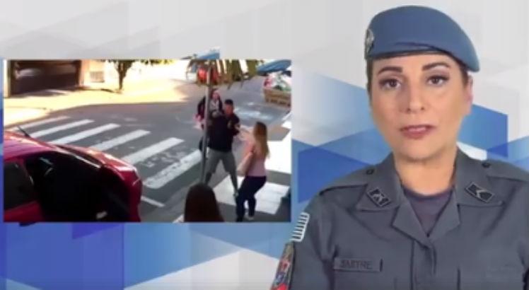 Mãe de assaltante processa policial que usou cena de morte em campanha