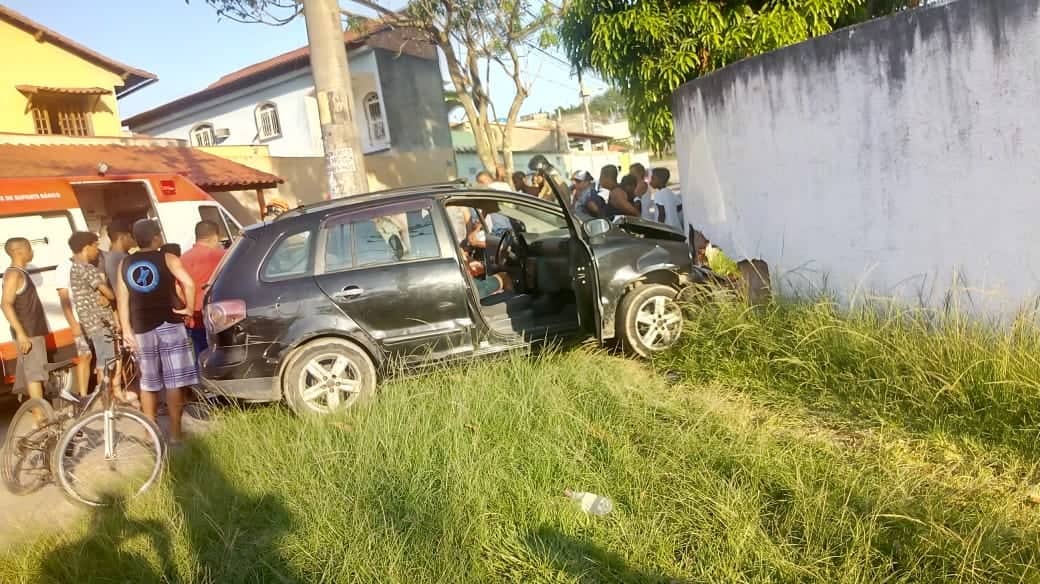 MOTORISTA PASSA MAL E BATE COM O CARRO EM CAMPO GRANDE!!