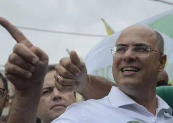 Governador do Rio, Witzel quer snipers para 'abater' criminosos com fuzis