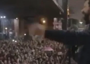 Bolsonaro acusa Boulos e Gleisi de incitarem invasão em sua casa