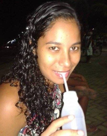 JOVEM É MORTA NA RIO- SANTOS A FACADAS!!!