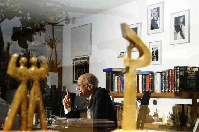 Missa de sétimo dia do pioneiro Affonso Heliodoro será celebrada na sexta