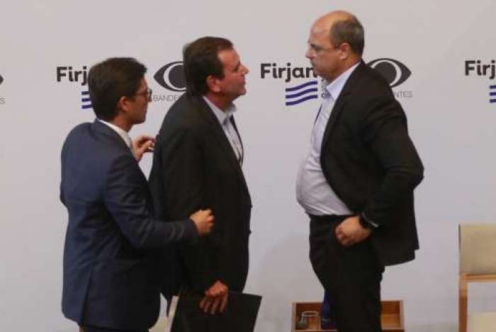 EDUARDO PAES E WILSON WITZIL QUASE SAEM NO TAPA!!