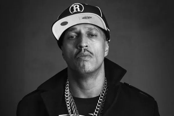 Mano Brown detona campanha do PT na cara de Boulos, Haddad e Manuela durante comício