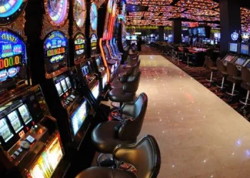 Equipe de Bolsonaro discute legalização de cassinos no Brasil!! Você é contra ou a favor?