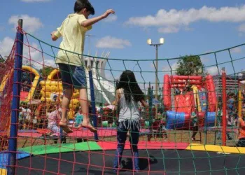 Por que o Brasil comemora o Dia das Crianças em 12 de outubro?