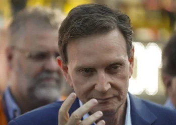 Crivella decide apoiar Witzel para o governo do Rio