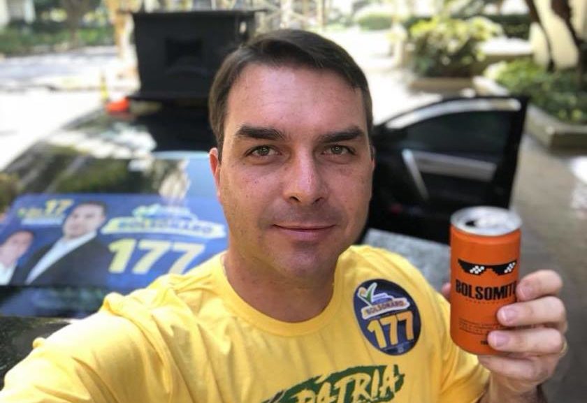 FLAVIO BOLSONARO É BANIDO DO WHATSAPP!!