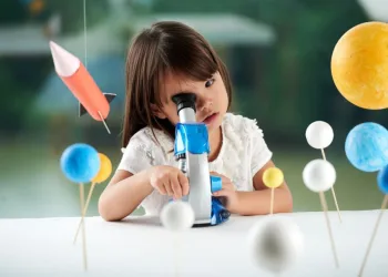 Crianças de 3 anos têm cérebro duas vezes mais ativo que o de adultos