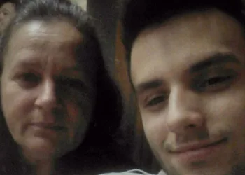 Universitário mata a mãe para que ela não sofresse com a morte dele